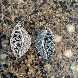 Stunning Retired Silpada earrings!